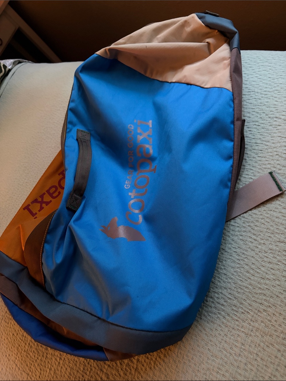 Cotopaxi Uyuni 46L Duffel Del Dia travel bag - single strap sling bag - Picture 2 of 9